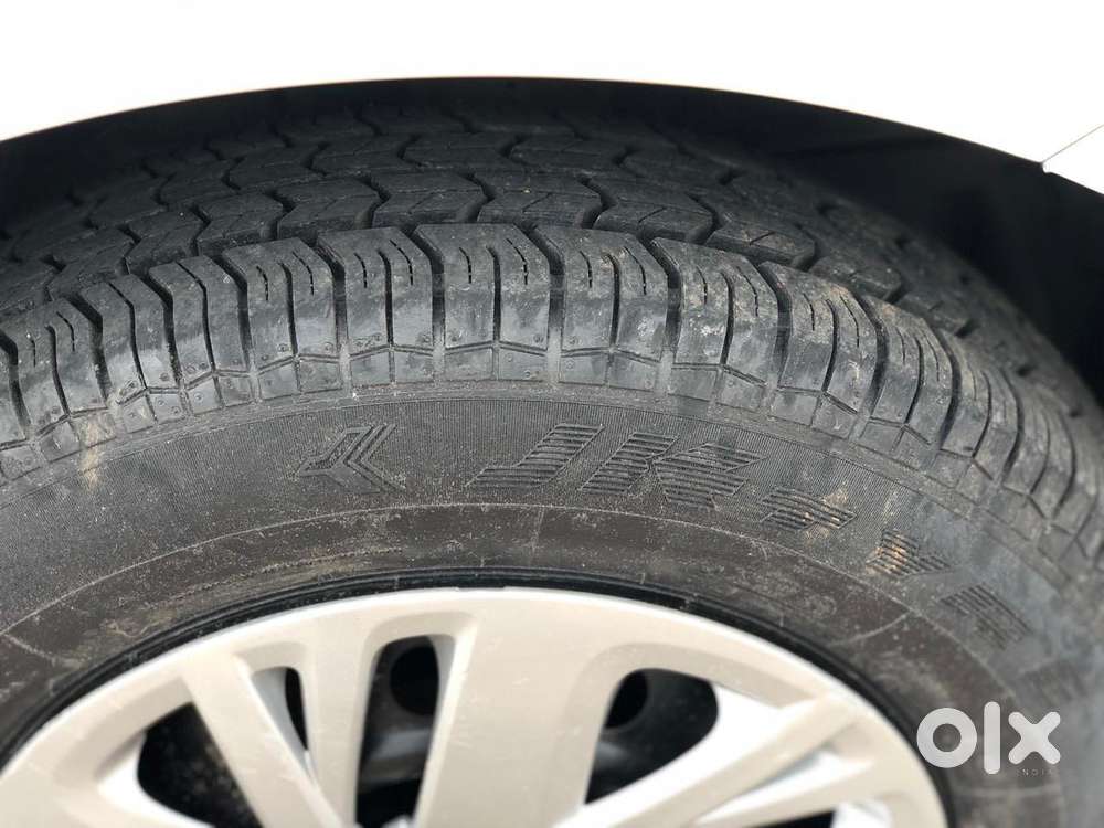 Maruti Suzuki Swift Vxi 1.2 Abs Bs-iv, 2017, Petrol