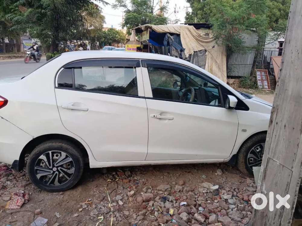 Honda Amaze 2016
