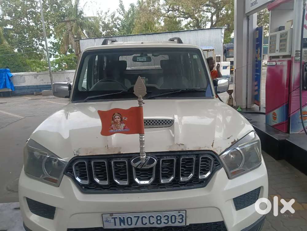 Mahindra Scorpio 2015 Diesel 88000 Km 2nd Owner