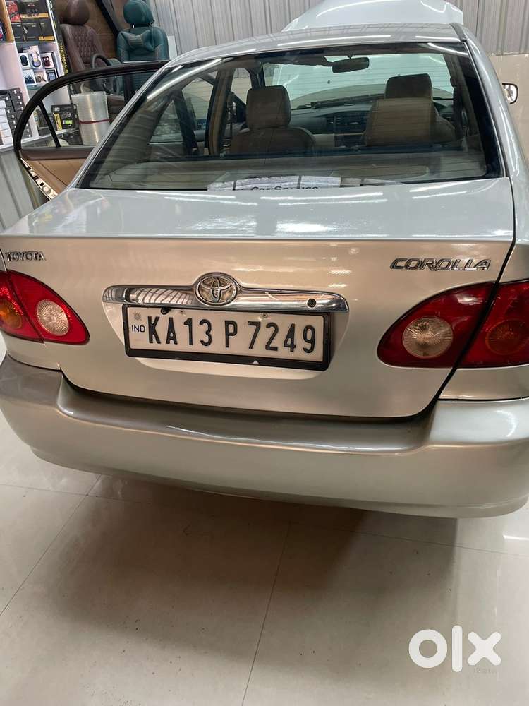 Toyota Corolla Petrol 2004