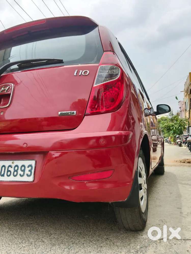 Hyundai I10 Sportz 2011
