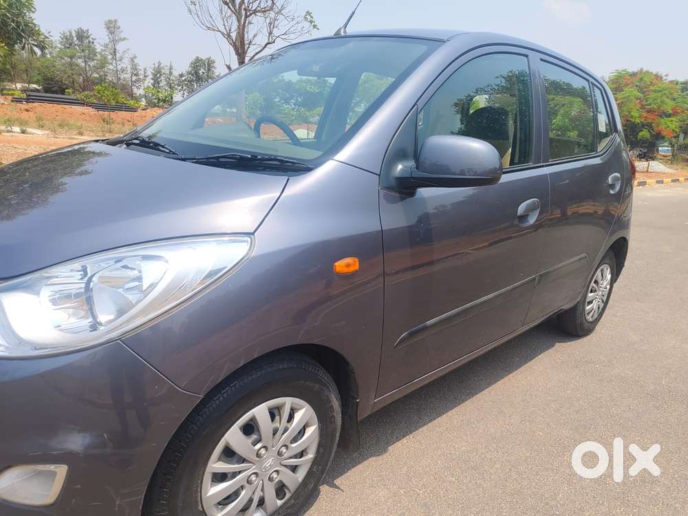 Hyundai I10 Sportz, 2016, Petrol