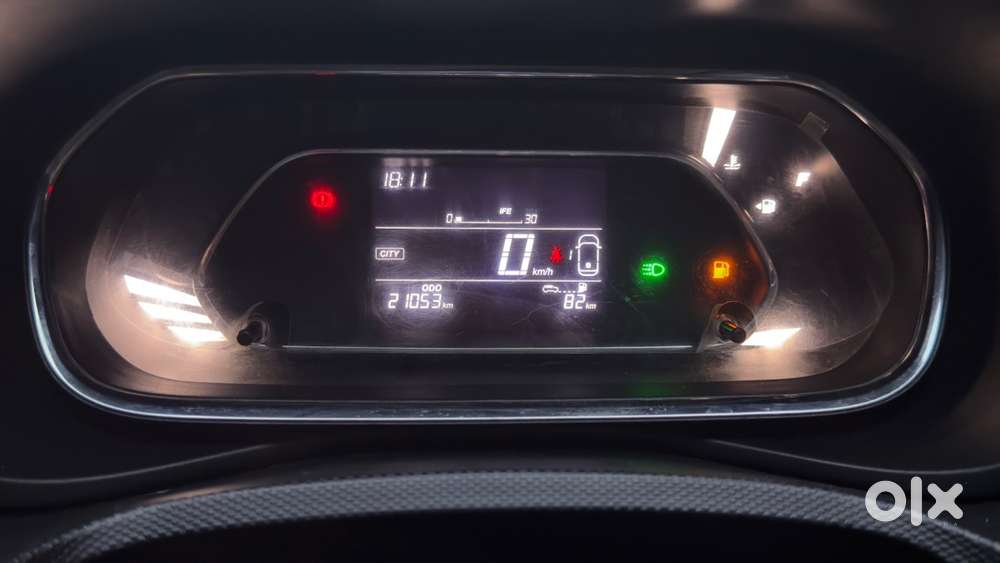 Tata Nexon 2025 Petrol 21053 Km Driven