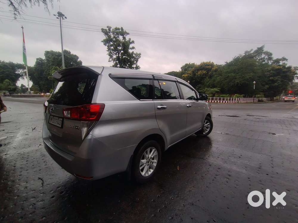 Toyota Innova Crysta 2016