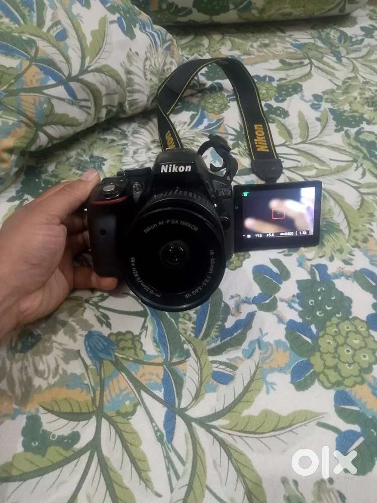 Nikon 5300 with kit lense 18-55mm