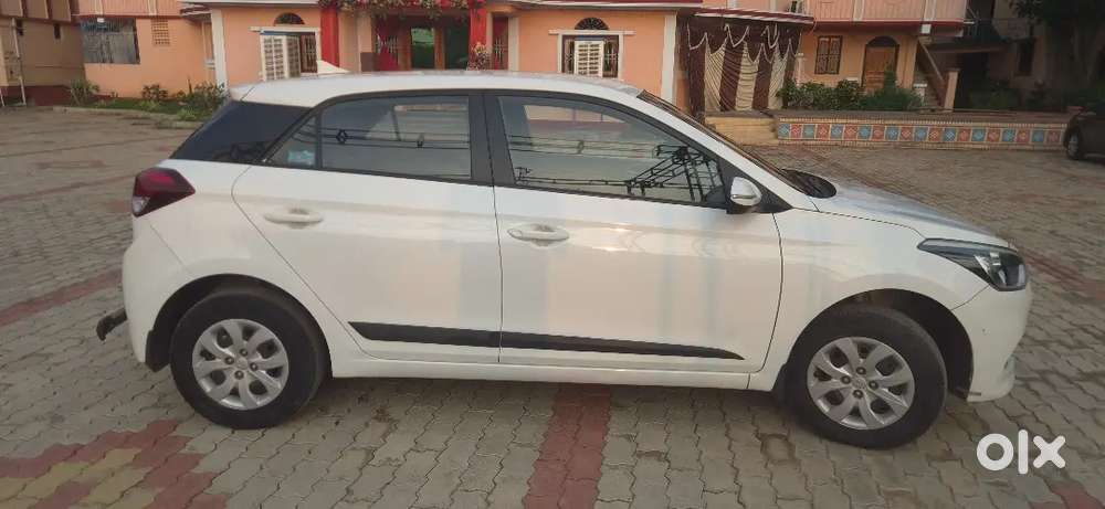 Hyundai I20 2017 Petrol 34500 Km Driven