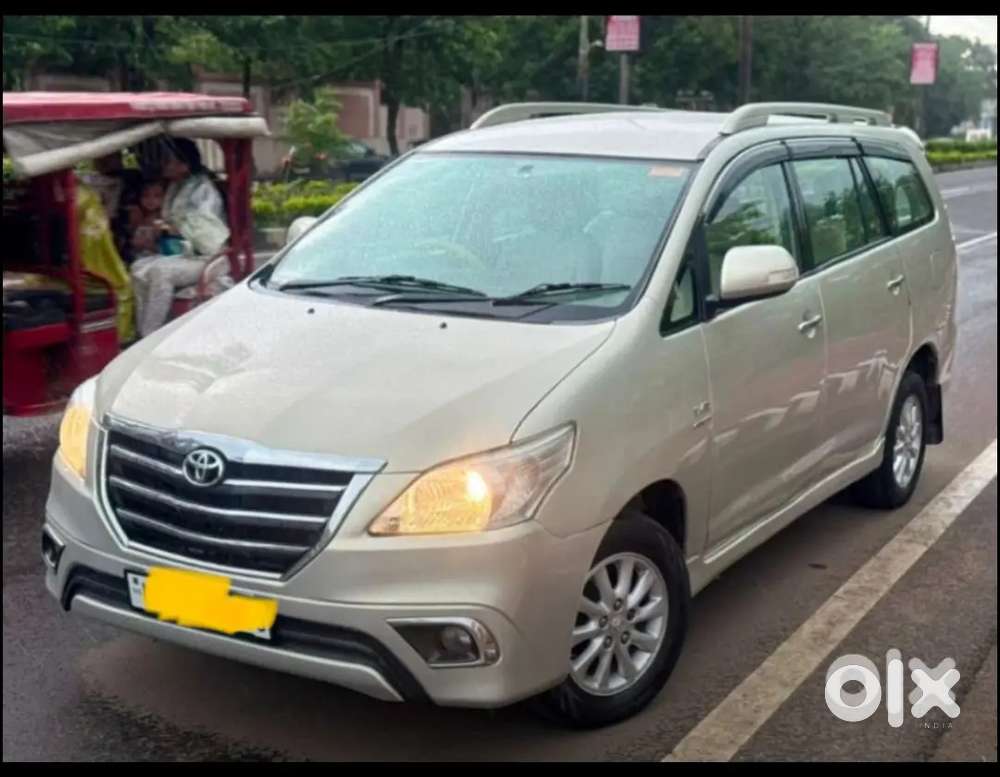 Toyota Innova 2.5 Vx 2013