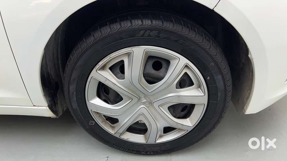 Tata Altroz 1.2 Xm Plus, 2021, Petrol