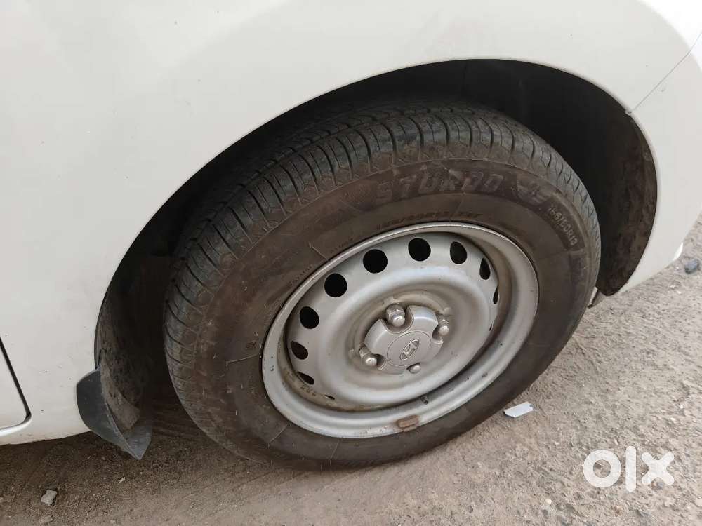 कंपनी सीट कवर अलग से है