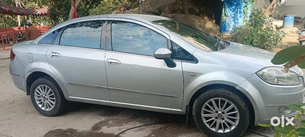 Fiat Linea Emotion 2013 Diesel Manual