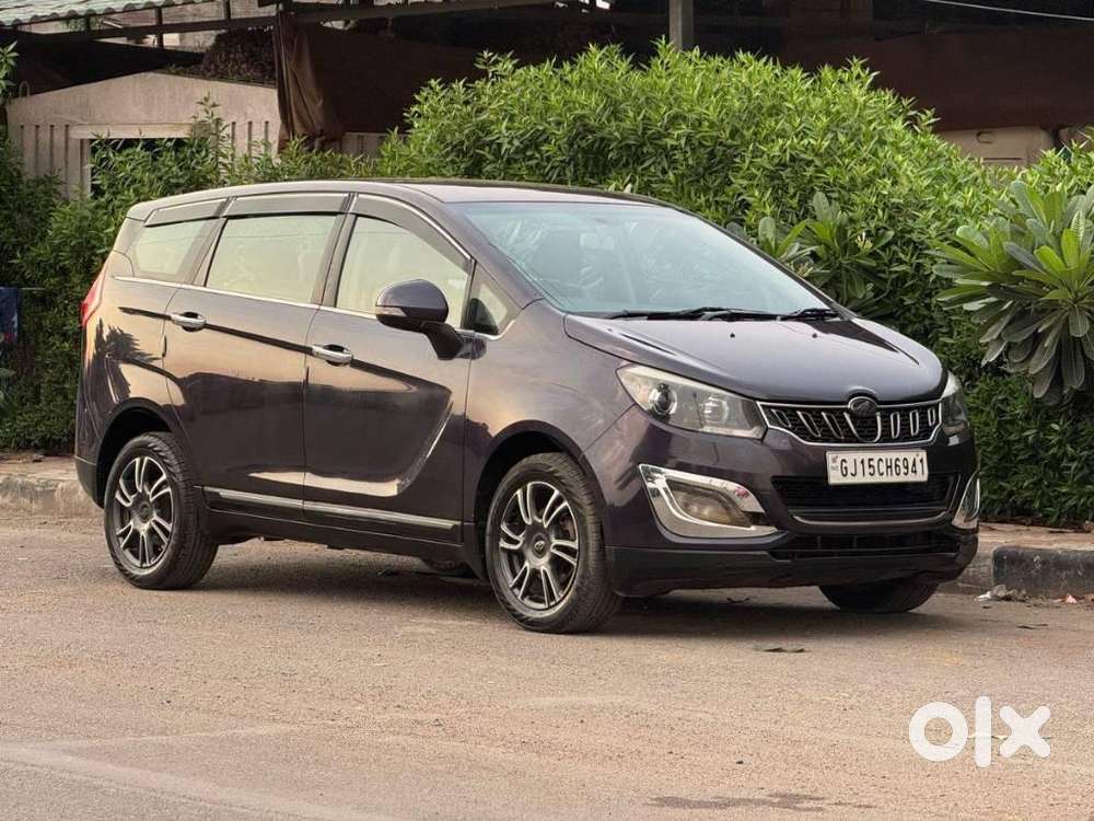 Mahindra Marazzo M8, 2018, Diesel