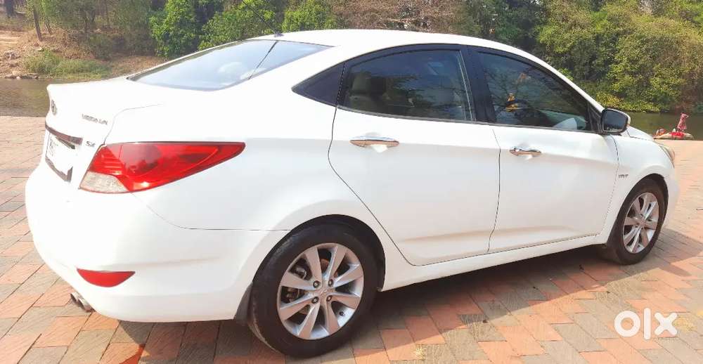 Hyundai Verna 2011 Petrol Well Maintained