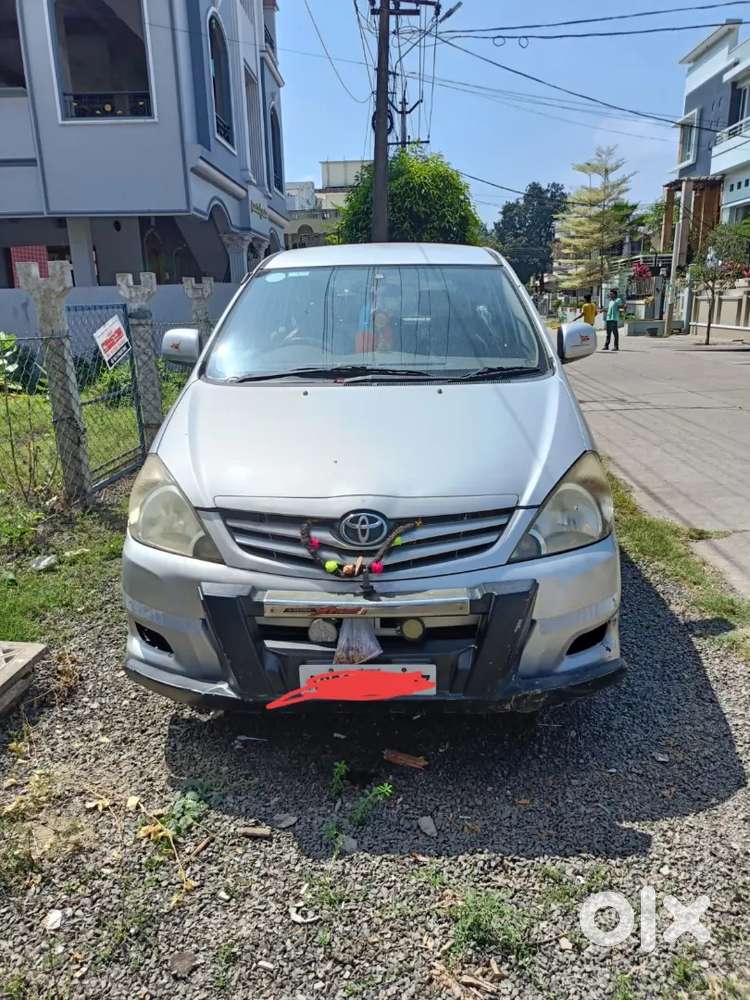 Toyota Innova 2010 Diesel 224874 Km Driven