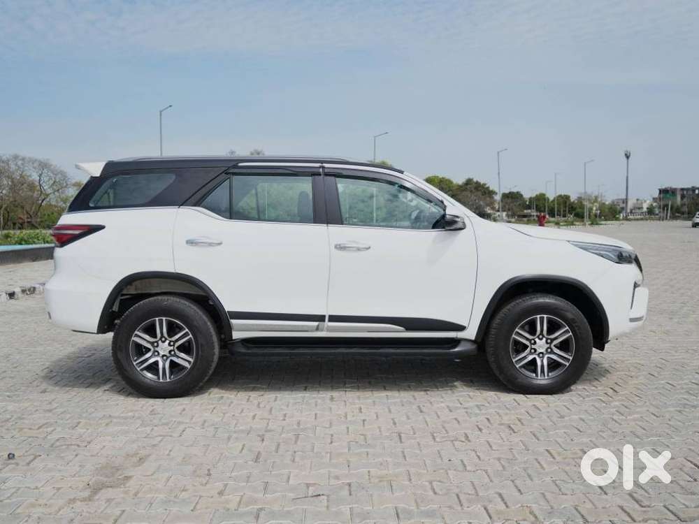 Toyota Fortuner 4x2 Mt 2.8 Diesel, 2021, Diesel
