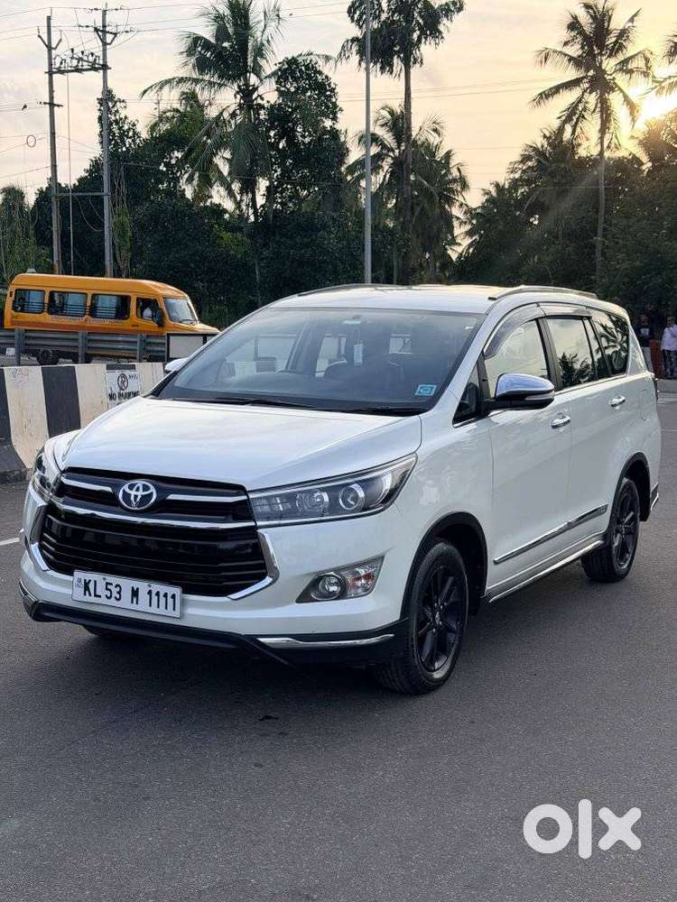 Toyota Innova Crysta 2.8 At Touring Sport, 2017, Diesel