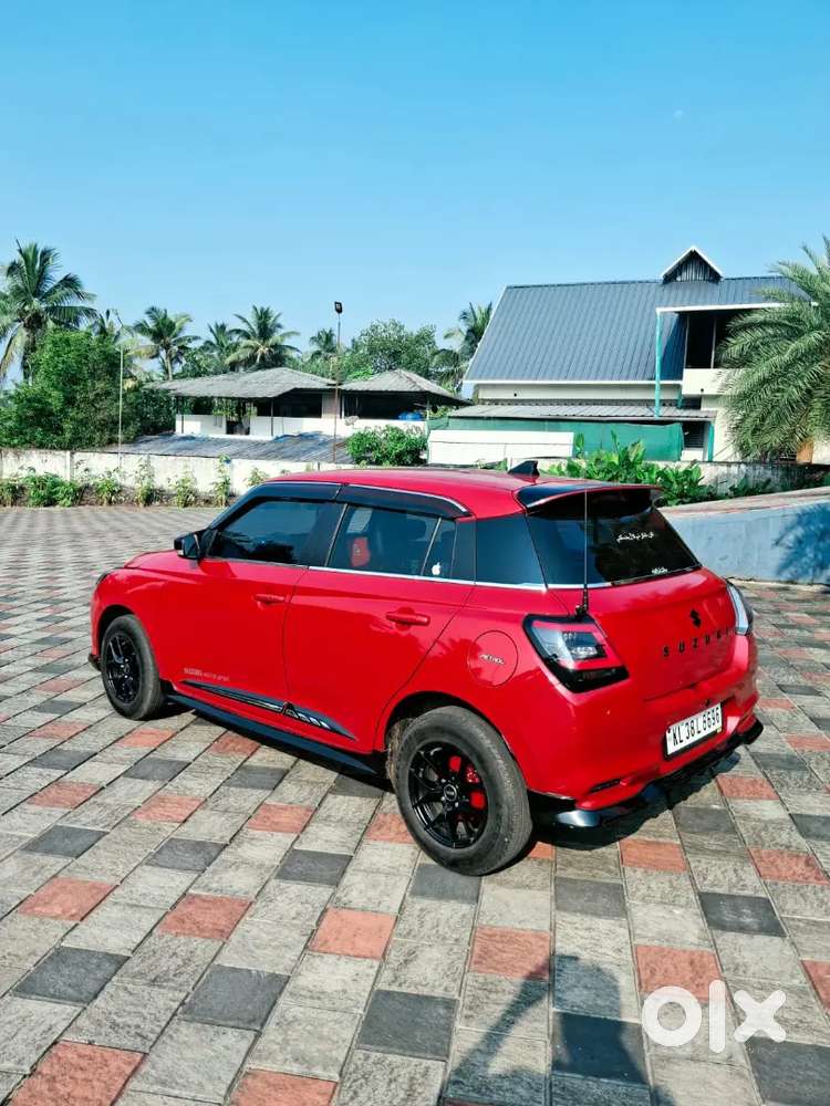 2025 Model Swift Vxi (o)