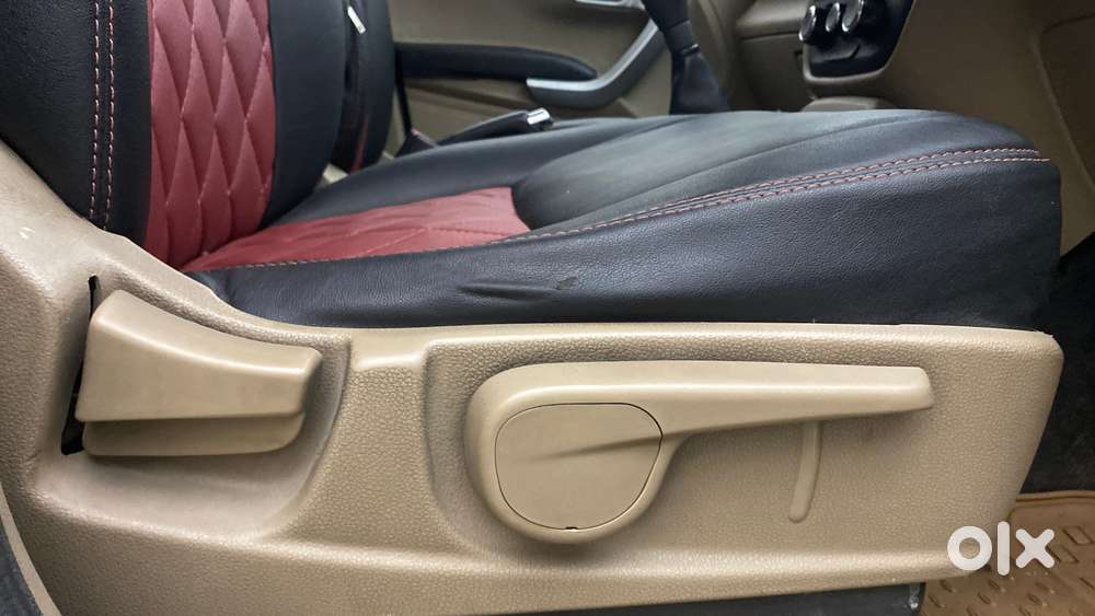 Mahindra Tuv 300 Mhawk100 T8, 2017, Diesel