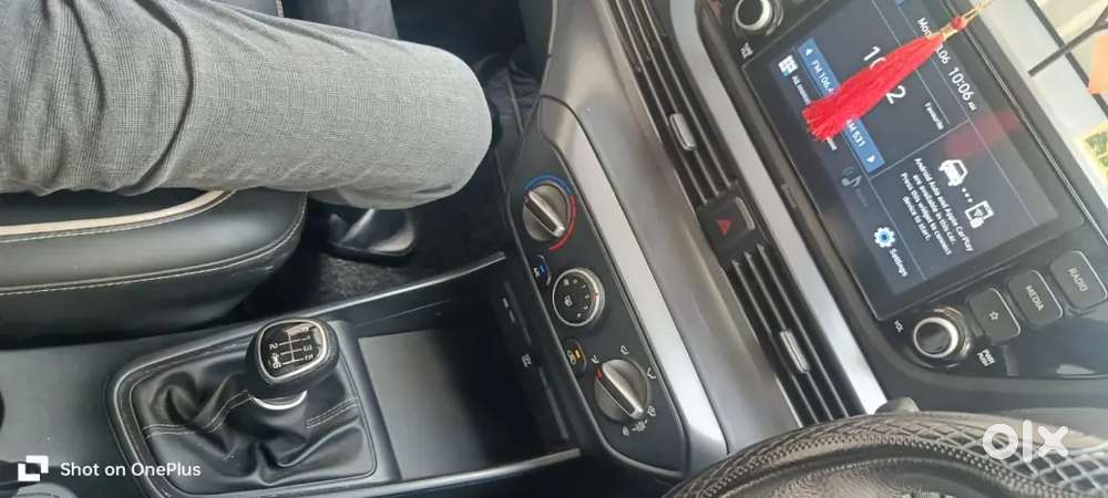 Hyundai New I20 68000 Km Driven Well Maintain New Condition