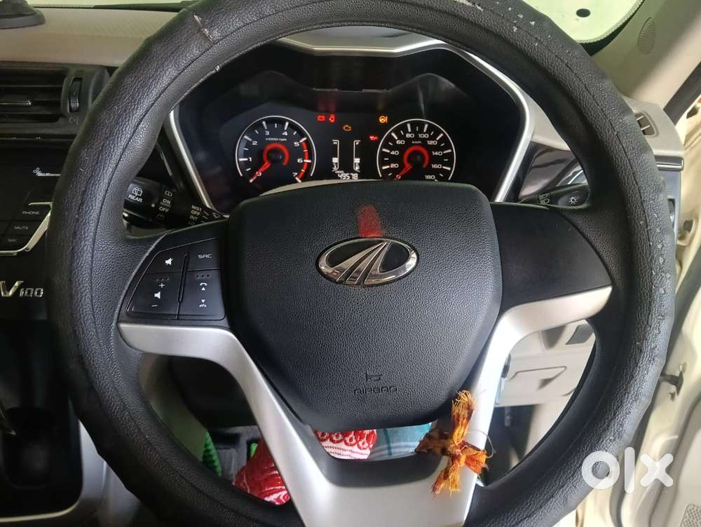 Mahindra Kuv 100 K8 5str, 2016, Petrol
