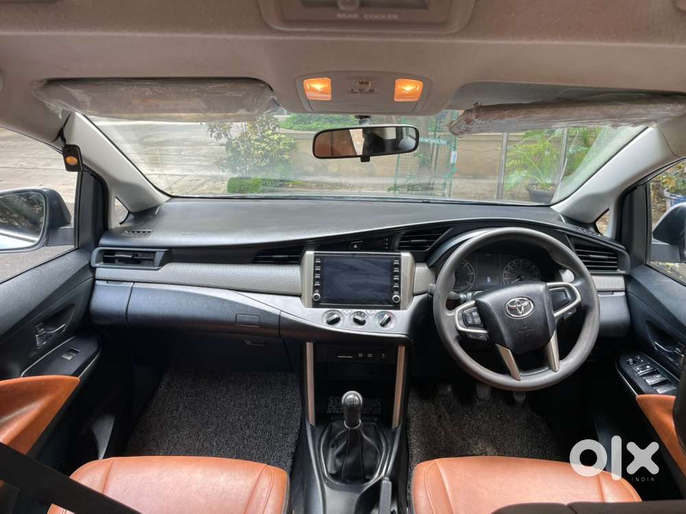 Toyota Innova Crysta 2024