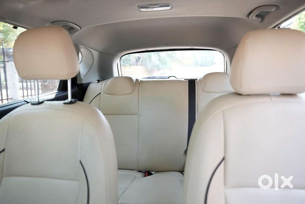 Kia Sonet 2025 Petrol Well Maintained