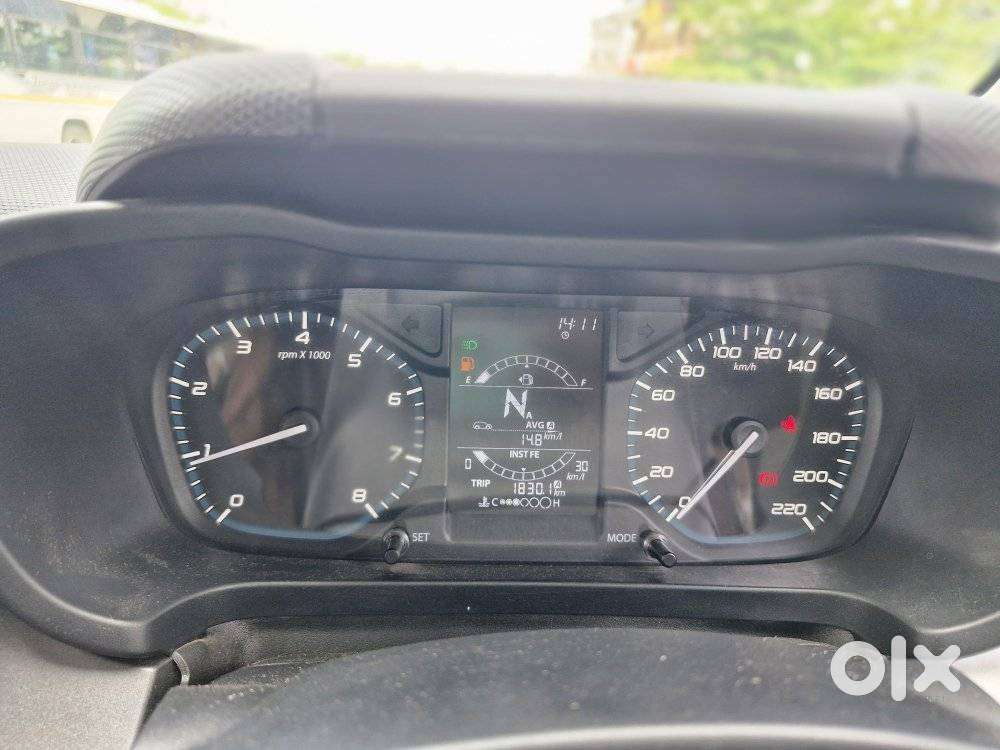 Tata Altroz Xta Petrol, 2025, Petrol