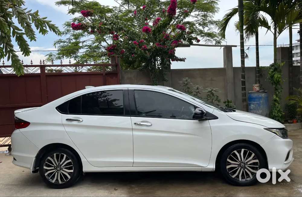 Honda City Zx 2017 Petrol With Sunroof