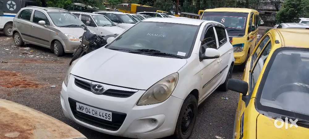 Hyundai I20 Sportz Petrol 2011