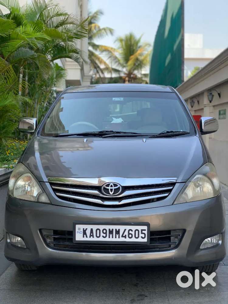 Toyota Innova V Showroom Condition