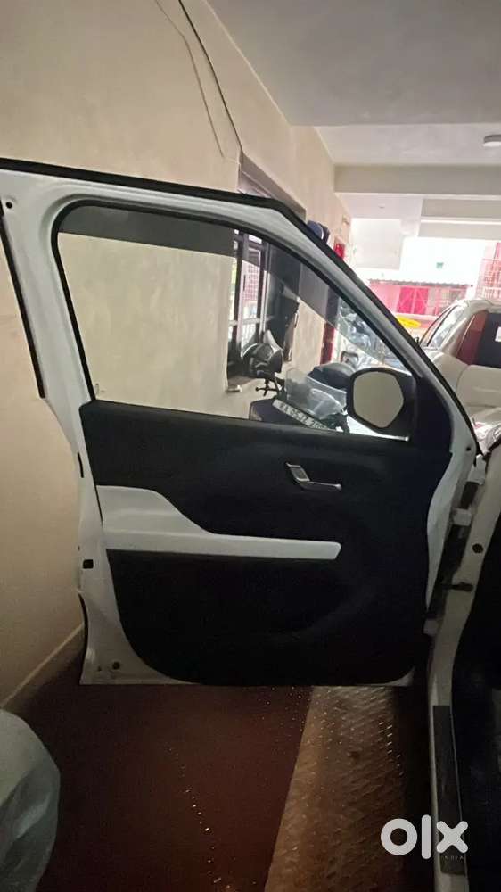 Tata Punch Top-end, Fully Loaded, Very Well Maintained Immediate Sale