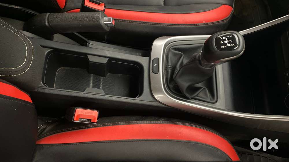 Tata Altroz Xz, 2023, Petrol