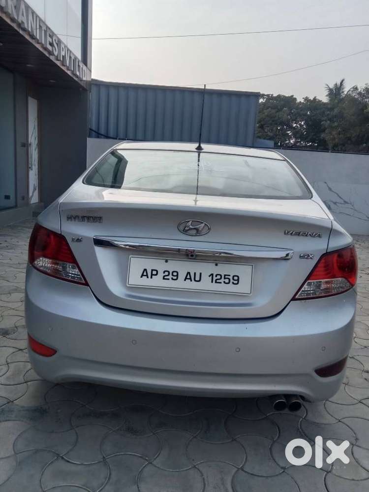 Hyundai Verna 2011-2014 1.6 Crdi, 2012, Petrol