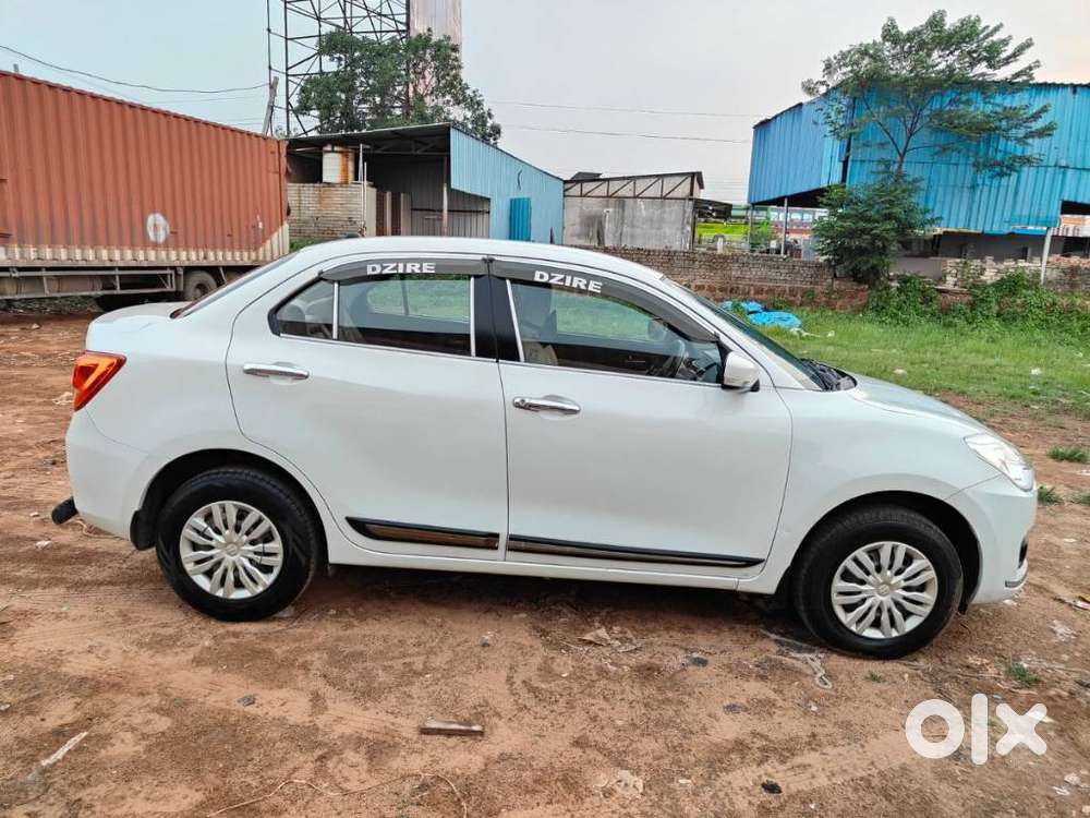 Maruti Suzuki Dzire 1.2 Vxi, 2019, Petrol