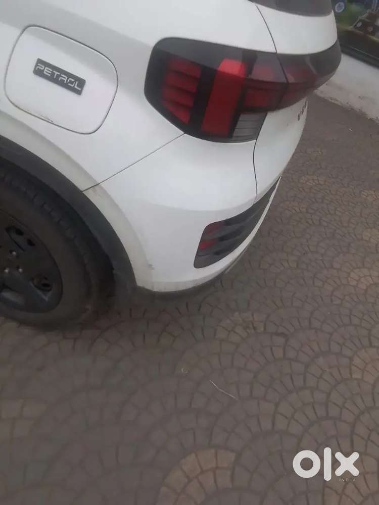 Hyundai Venue S 1.2 Petrol 2023