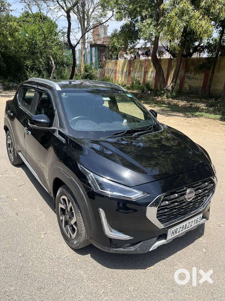 Nissan Magnite 1.0 Xv Premium Turbo Cvt, 2022, Petrol