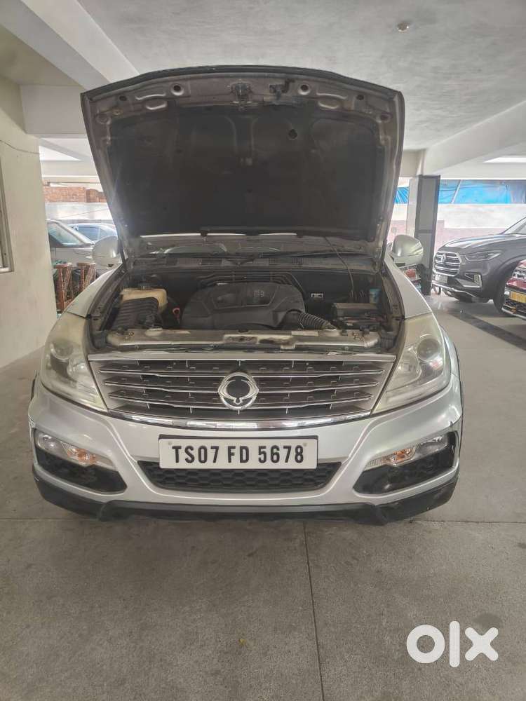 Mahindra Rexton  Luxury Suv At Best Price