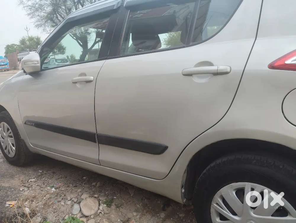 Maruti Suzuki Swift 2015
