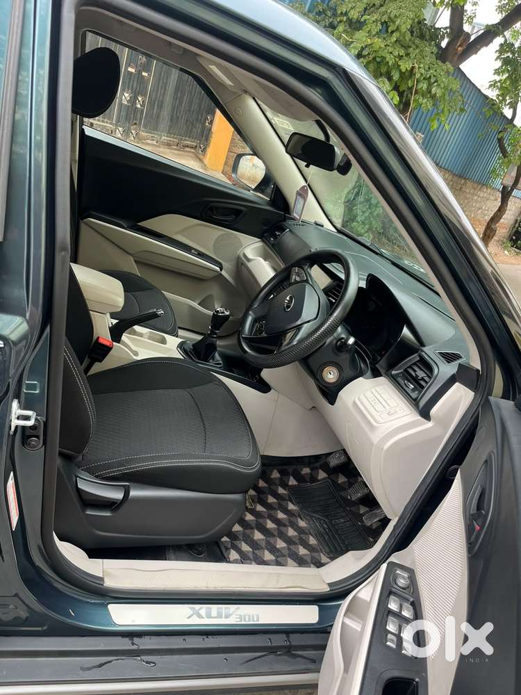 Mahindra Xuv300 W4, 2021, Petrol