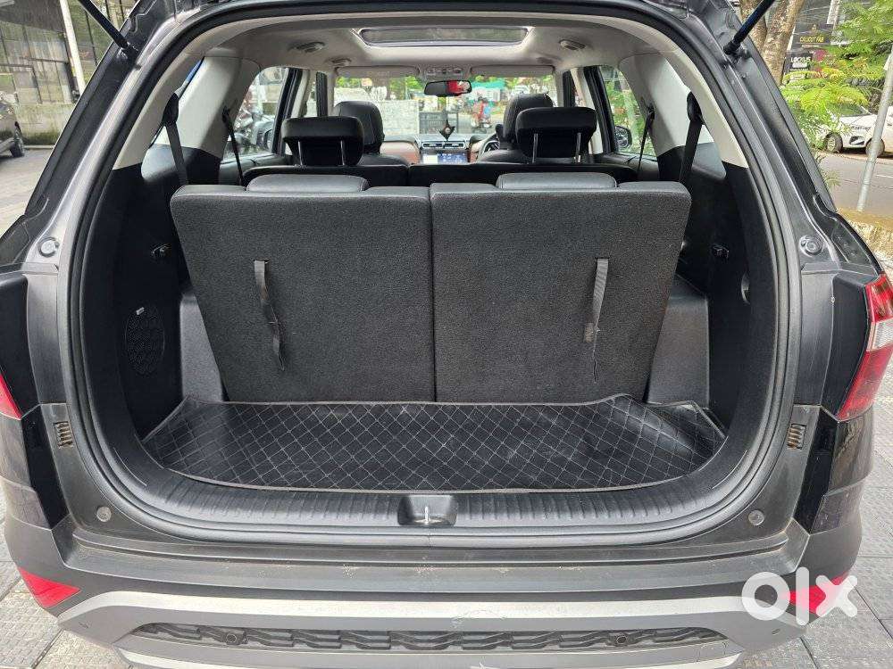 Hyundai Alcazar 2.0 Signature (o) Petrol At 7 Str, 2022, Petrol