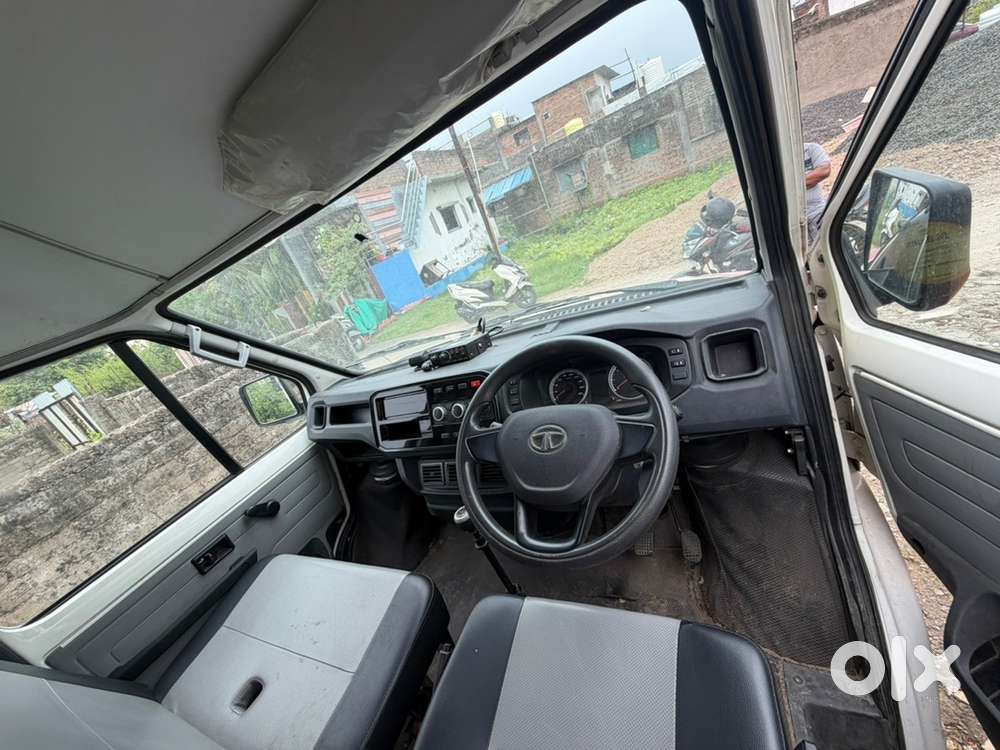 Tata Winger 2022 Km Driven