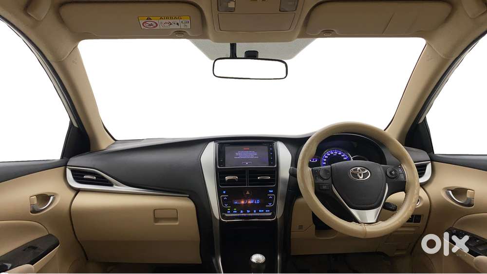 Toyota Yaris V, 2018, Petrol