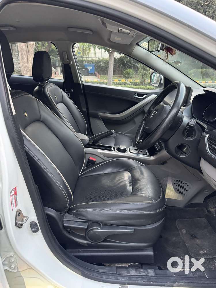Tata Nexon 1.5 Revotorq Xza Plus Dualtone, 2019, Diesel