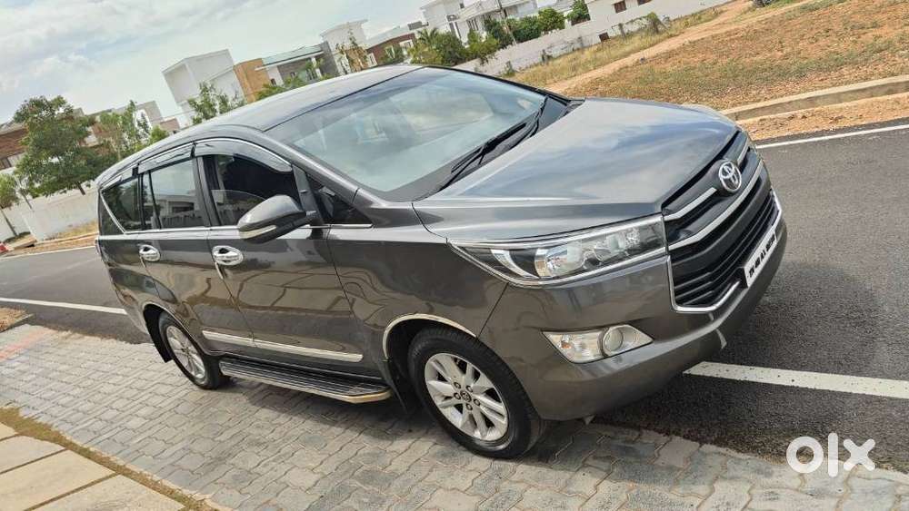 Toyota Innova Crysta 2.4 Gx Mt 8s, 2016, Diesel