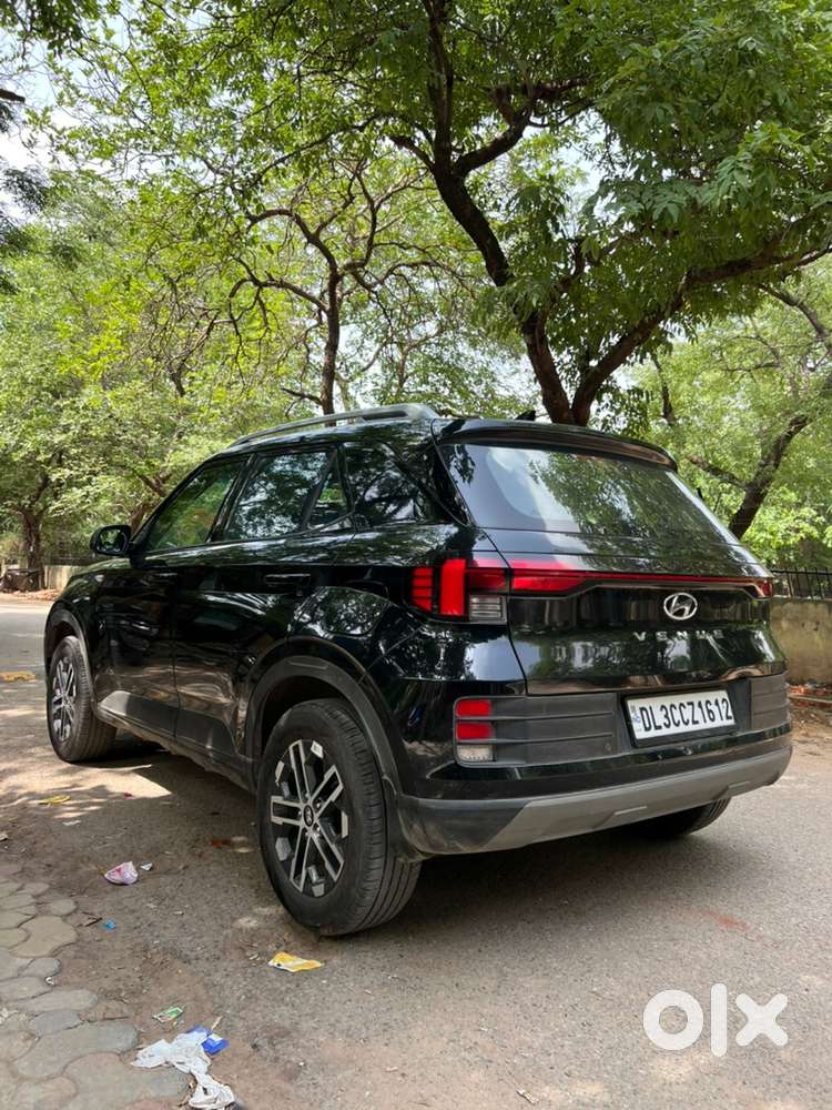 Hyundai Venue Petrol 2023