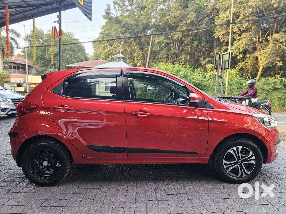 Tata Tiago 1.2 Revotron Xz Wo Alloy, 2018, Petrol