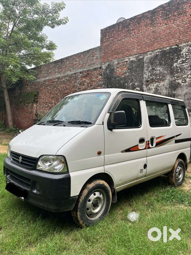 Maruti Suzuki Eeco 2022 Cng & Hybrids 69000 Km Driven