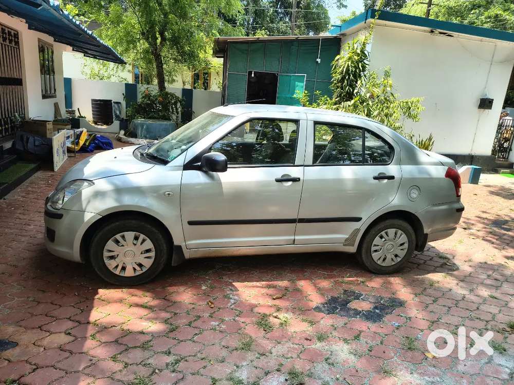 Maruti Suzuki Swift Dzire 2012 Petrol Well Maintained