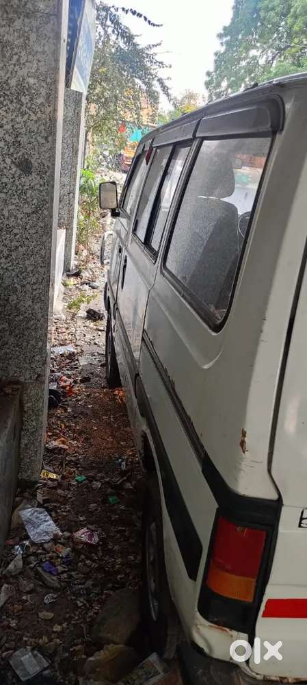 Maruti Suzuki Omni 2010