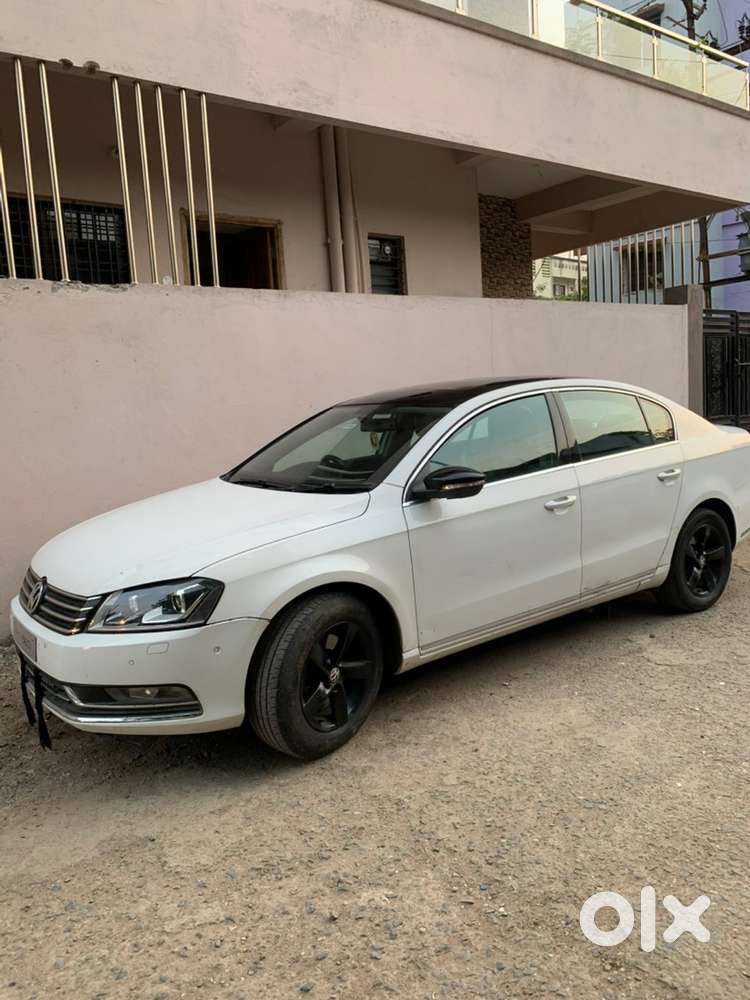 Volkswagen Passat Diesel Automatic 2012