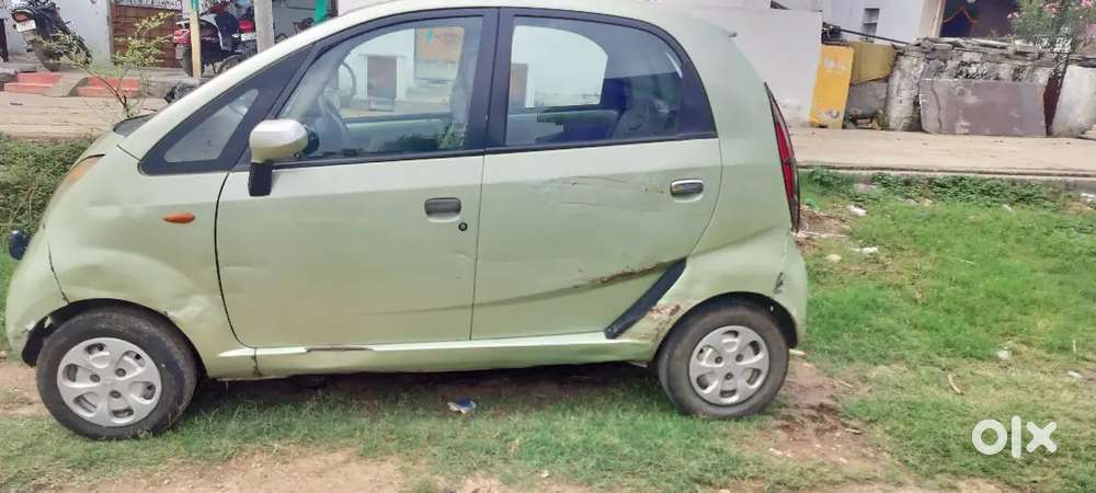 Tata Nano Xe Petrol 2013